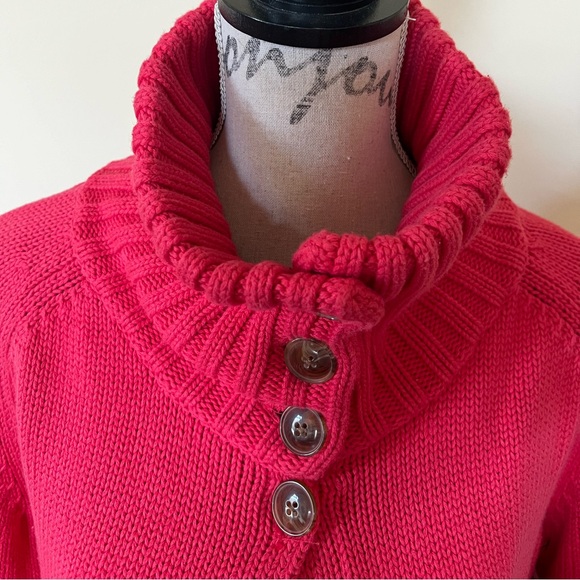 Buttoned, High Cowl Neck, Rib Knit, 3/4 Sleeves Short Sweater. - Picture 9 of 14